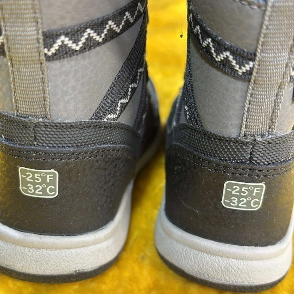 Merrell new without